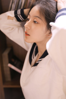 男女一边洗澡一边做一边摸